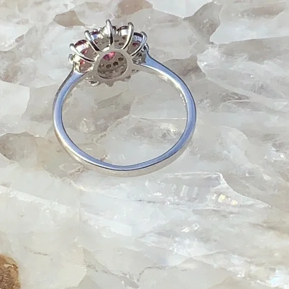 GARNET HALO 925 STERLING SILVER RING, SIZE 7.75 - Picture 3 of 9